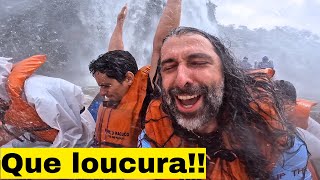 DEBAIXO DAS CATARATAS DO IGUAÇU DE BARCO!! (Safari Macuco)