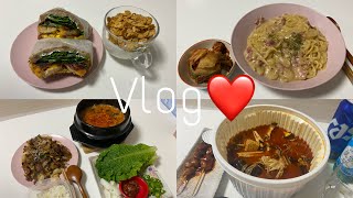 [VLOG] 아직까지 10월에 머물러 있는 일상 브이로그 자취브이로그 / 노브랜드 크림 소스 , 마라탕 배달 , 이마트 밀키트 , 남포동 생수 샤브샤브 , 샌드위치 만들기