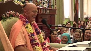 SB 11.3.30 Indradyumna Swami. St. Petersburg 04.05.2018