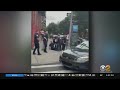 Video shows crowd throwing bottles at cops in the Bronx