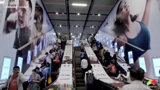 JCDecaux Transport (Hong Kong): Pure Fitness Digital Escalator Crown Bank