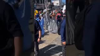 Abuchean a Verónica Alcocer en el Carnaval de Barranquilla y le gritan: “¡Fuera Petro!"
