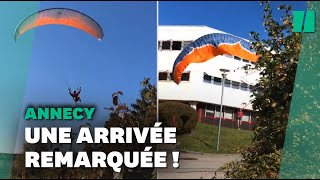 Il atterrit en parapente sur le campus de l'IUT à Annecy