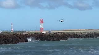 Origin Air Bae jetstream￼ 31 Landing at Wellington with some Blustery waves ￼￼