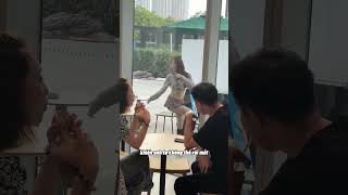 Chồng mải ngắm gái quay TikTok, vợ ngồi cạnh chuẩn #funny #haihuoc #funnyvideos #vuinhon