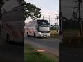 BUS MURNI JAYA APE 126 MEMASUKI RUMAH MAKAN INTAN SAMPANG