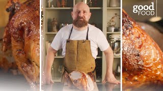 How to Make the PERFECT Turkey! From Seasoning To Carving!