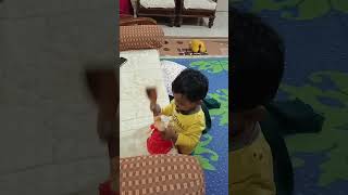 गौरीने पुरा ग़ुस्सा उतार दिया बेचारिपे #cute baby angry 👶😂