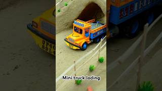 Mini truck concrete loding