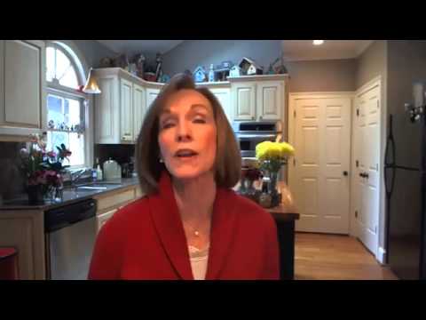 Foods to Eat and Avoid for Hiatal Hernia and Gastritis Kathleen Zelman UHC TV Foods to Eat and Avoid for Hiatal Hernia and Gastritis Kathleen Zelman UHC TV