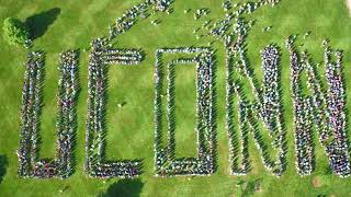 Timelapse of Over 3,000 UConn Freshmen Taking Class Photo | UConn
