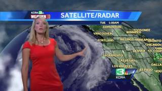 Clouds move in, bring change in weather; Tamara explains