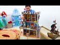 jannie and liam pretend play with pirate ship and playhouse toy set