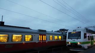 Broken Sm2 towed by another Sm2 at Lahti