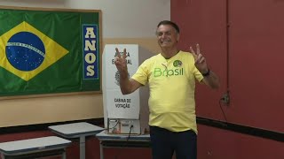Bolsonaro vota nos primeiros minutos da eleição | AFP