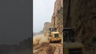 Cliff rocks along the cleaning process- Good tools and machinery make work easy