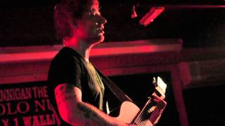 Ed Sheeran - The Man (Live in the Crowd, Ruby Sessions)