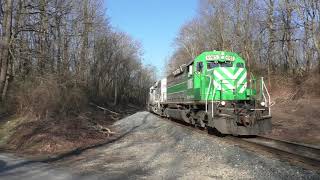 WE 6985 leads a quartet of SD40s on 218 in Woodrow, PA