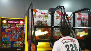 街頭籃球機(YOYO投籃機)-七顆球再換台打也能投出零失誤847分 Street Basketball Arcade Game 7Balls Perfect Game