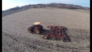 Versatile 310 Tractor pulling a Versatile Viking VT Tool in Iowa