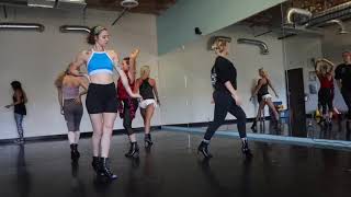 Rare glimpse into burlesque dance practice