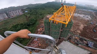 工地两台塔吊距离太近且高度相同，作业时会发生碰撞，一定要小心【陈半仙儿】