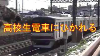 自分で？線路に横たわった高校生、電車にひかれ　埼玉県川越市（男子高校生・列車事故・東武東上線）