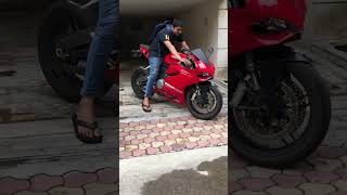 Ducati start #ducati #sportsbike #shortvideo #bikelover #school #ride #bikelife #shorts #panigale