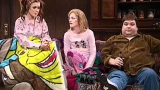 Kaitlin The Sleepover_SNL s29e18 - Lindsay Lohan.AVI