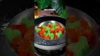 喜庆年宴必备的腰果虾仁，孩童至老皆爱之鲜香滑嫩，营养满分的美味佳肴 #腰果虾仁 #炒虾仁 #家常菜 #烹饪 #美食