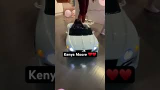 Kenyamoore Rhoa