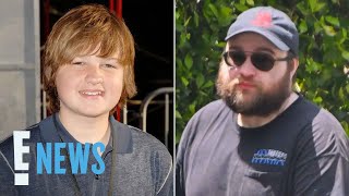Two and a Half Men's Angus T. Jones Seen During RARE Outing | E! News!