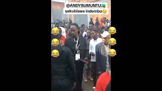 Andybumuntu bamukubise  indembo 😪😪 muruhame mbega umu police🤕