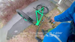 The best method to clean MTB suspension fork.