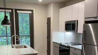 2 bedroom 2 bath B2 floor plan 🏡