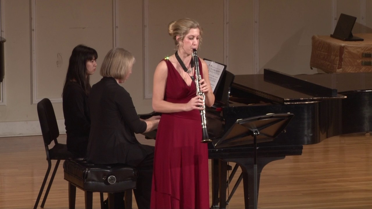 Senior Clarinet Recital-Elizabeth Kapitaniuk - YouTube