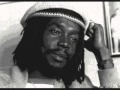 Peter Tosh -Them A Fe Get A Beatin' (they have to get a beating)