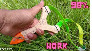 Making a Catapult from an old Paint Brush is Amazing | Ketapel Dari Kuas Bekas