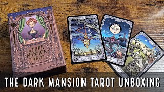 The Dark Mansion Tarot | Unboxing and Review