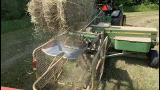 Small Square Baling with the John Deere 336 Baler and thrower