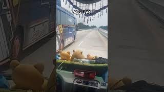 Aksi Slow Parcimburu ALS 394 over take bus PMTOH di tol Lampung #shorts