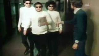 The Rutles - Ron Decline (John Belushi)