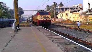 King WAP1 yanking Kerala king Ananthapuri Express!