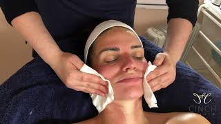 Jordan Humphries tries the new Epionce Lite Refresh Peel at Cinch Clinic