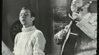 Whistling Gypsy Rover-Clancy Brothers & Tommy Makem 1/11