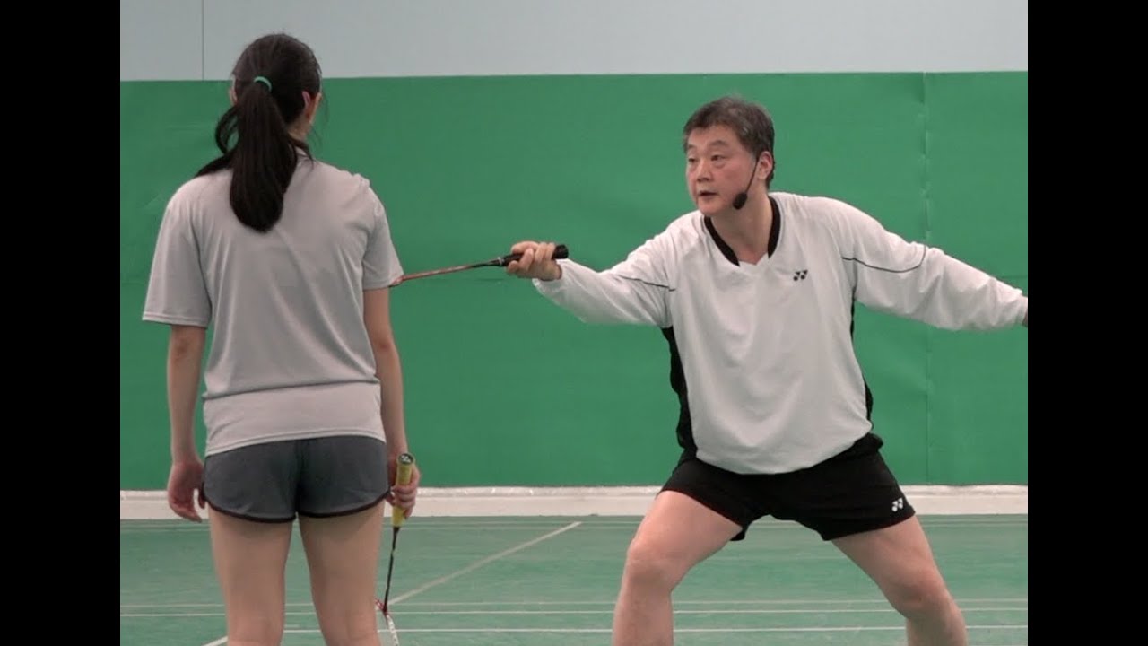 Badminton Footwork Skills-The Different Concept Of Footwork To Forehand ...