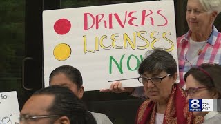 Immigrant advocates push for driver's licenses for undocumented immigrants