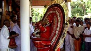 KODOTH THEYYAM 2