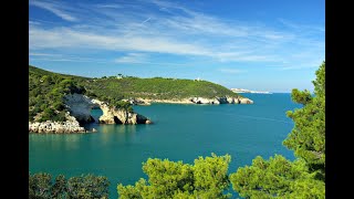 The Gargano sea caves and arches: boat tour from Vieste, Puglia