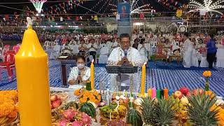 พิธีบวงสรวงเทพเทวดา ในงานสวดมนต์ข้ามปี ของวัดอุดมรังสี